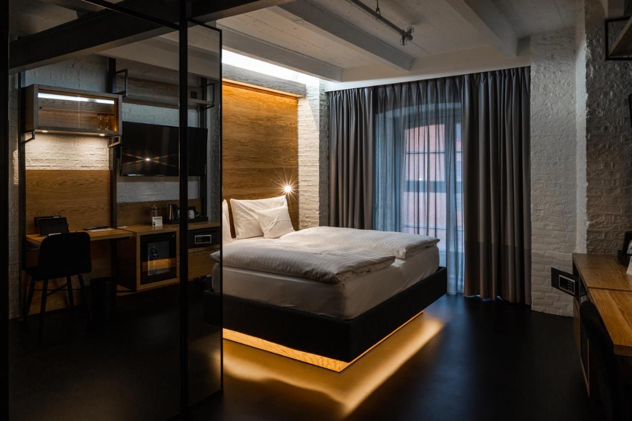 Standard Double or Twin Room,1117741707:JPEG