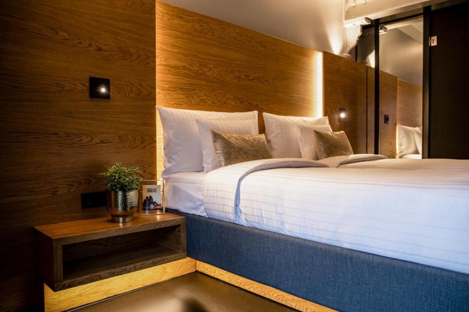 Standard Double or Twin Room,771618868:JPEG